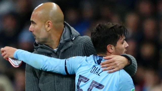 附对手中场 附对手中场